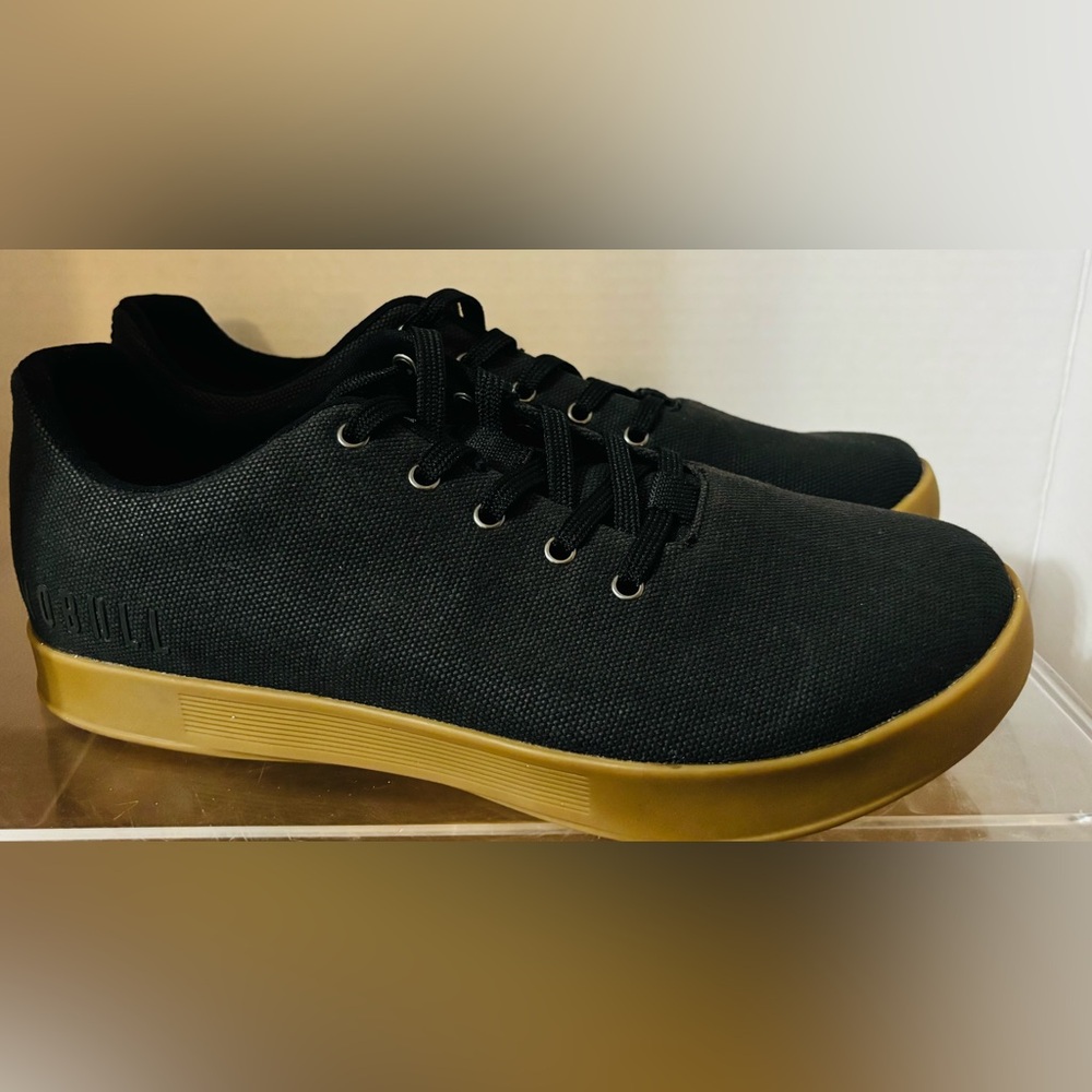 NOBULL Outwork Trainer Black / Gum Shoes Mens Sz 8.5 W 10